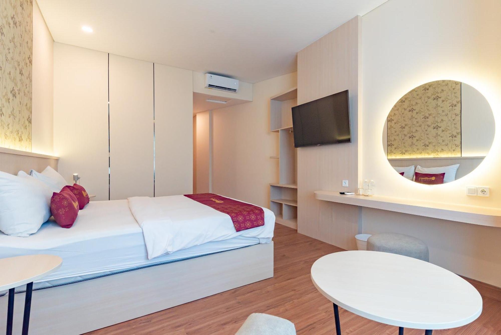 Reddoorz Premium Near Paris Van Java Mall Бандунг Экстерьер фото